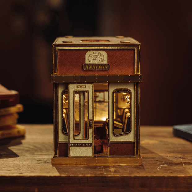 Vintage Train Book Nook Kit – A Cinematic Escape That Moves