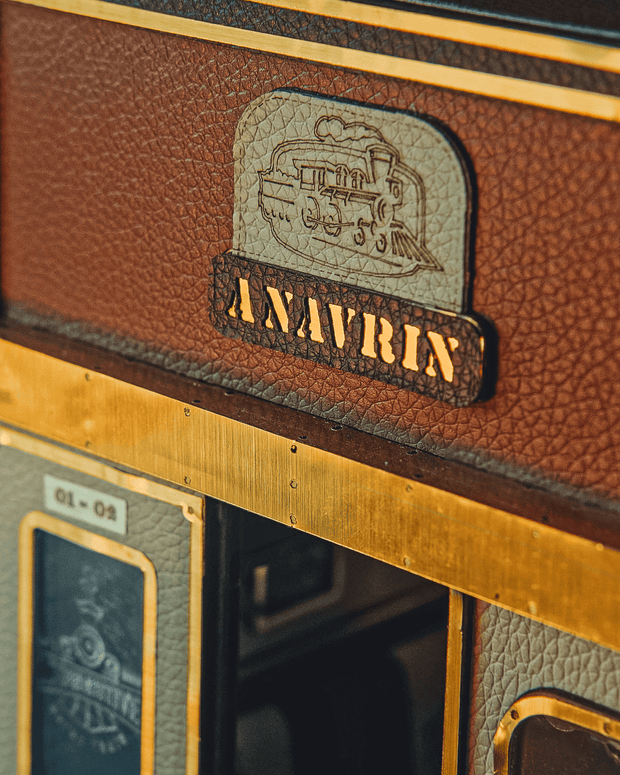 Vintage Train Book Nook Kit – A Cinematic Escape That Moves